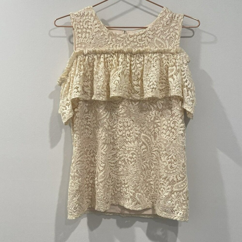 Ava James Cream Lace Crochet Cold Shoulder Blouse Keyhole Back Lined Size Small